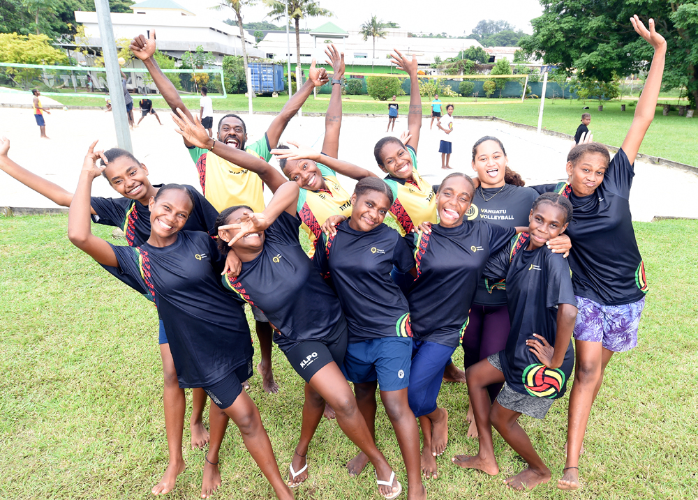 Media Release: Team Van Women and Girls have a strong hit-out on the Gold Coast